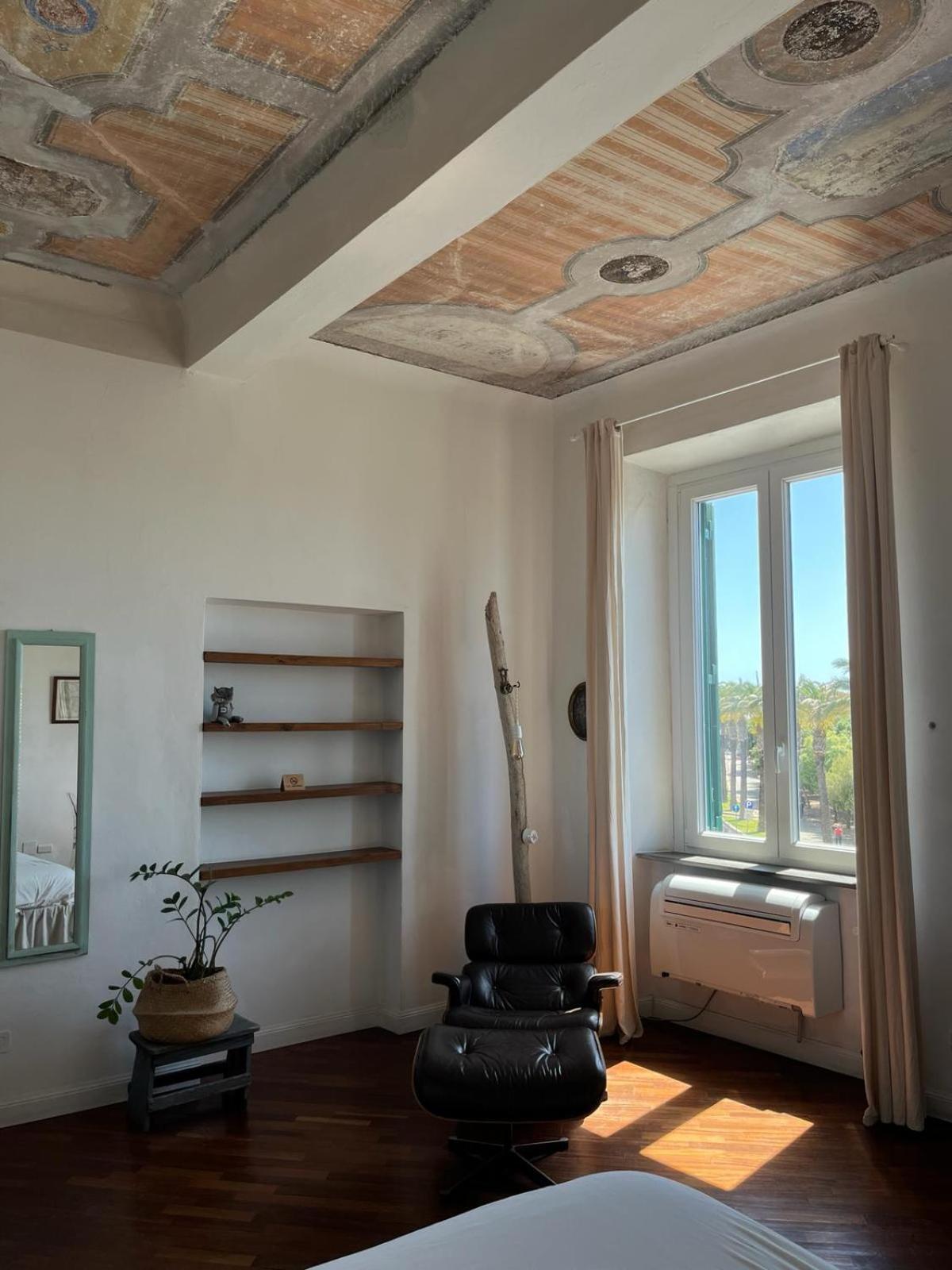 דירות ליבורנו The Sunshine Loft חדר תמונה
