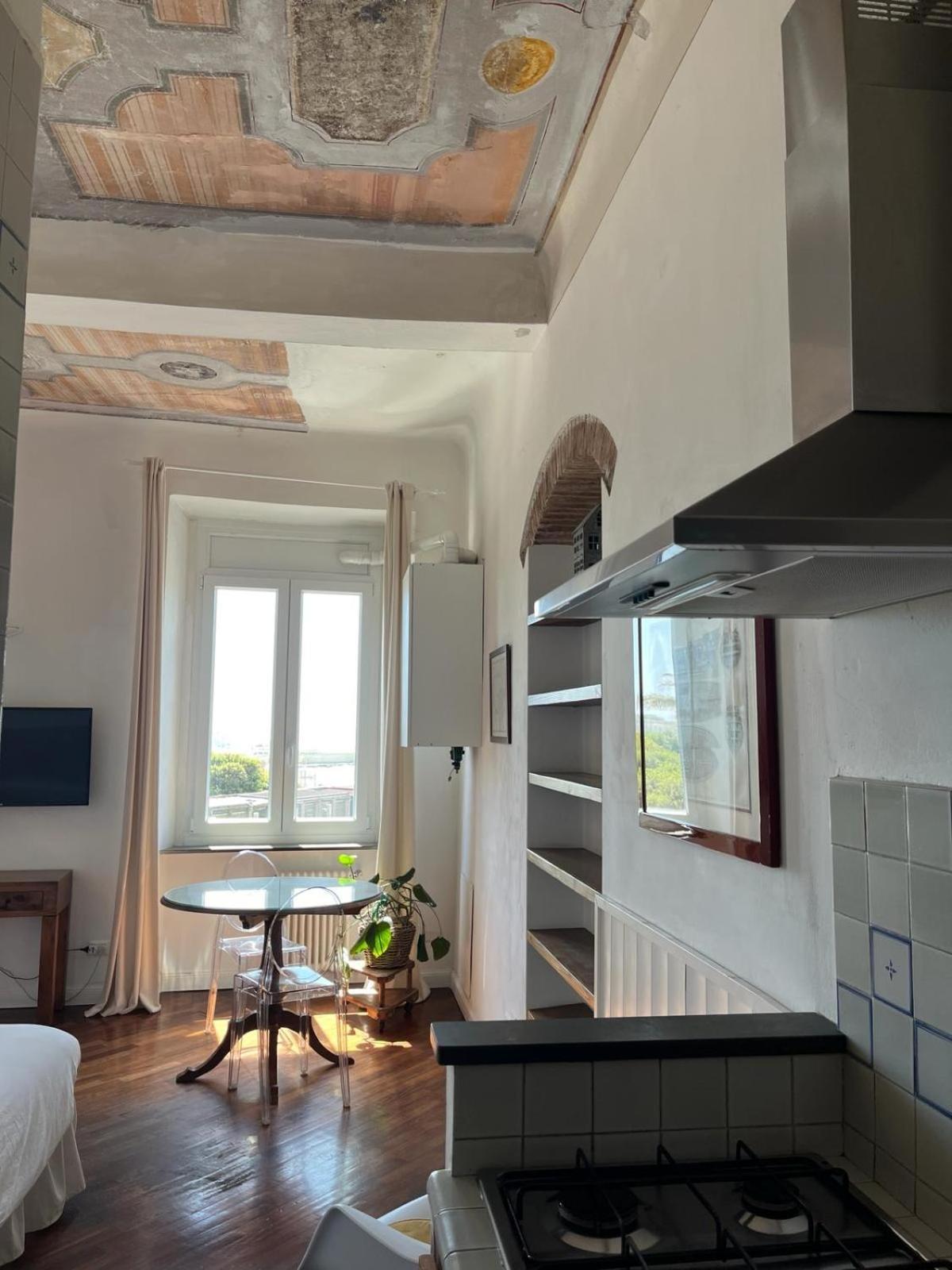 דירות ליבורנו The Sunshine Loft חדר תמונה