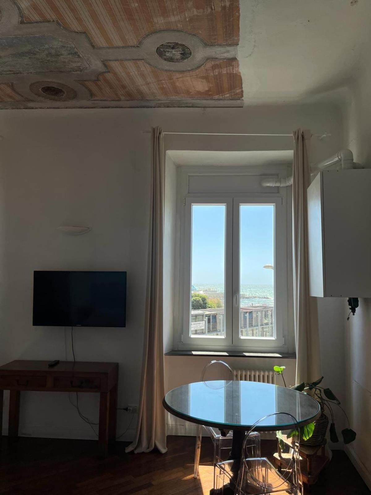 דירות ליבורנו The Sunshine Loft חדר תמונה