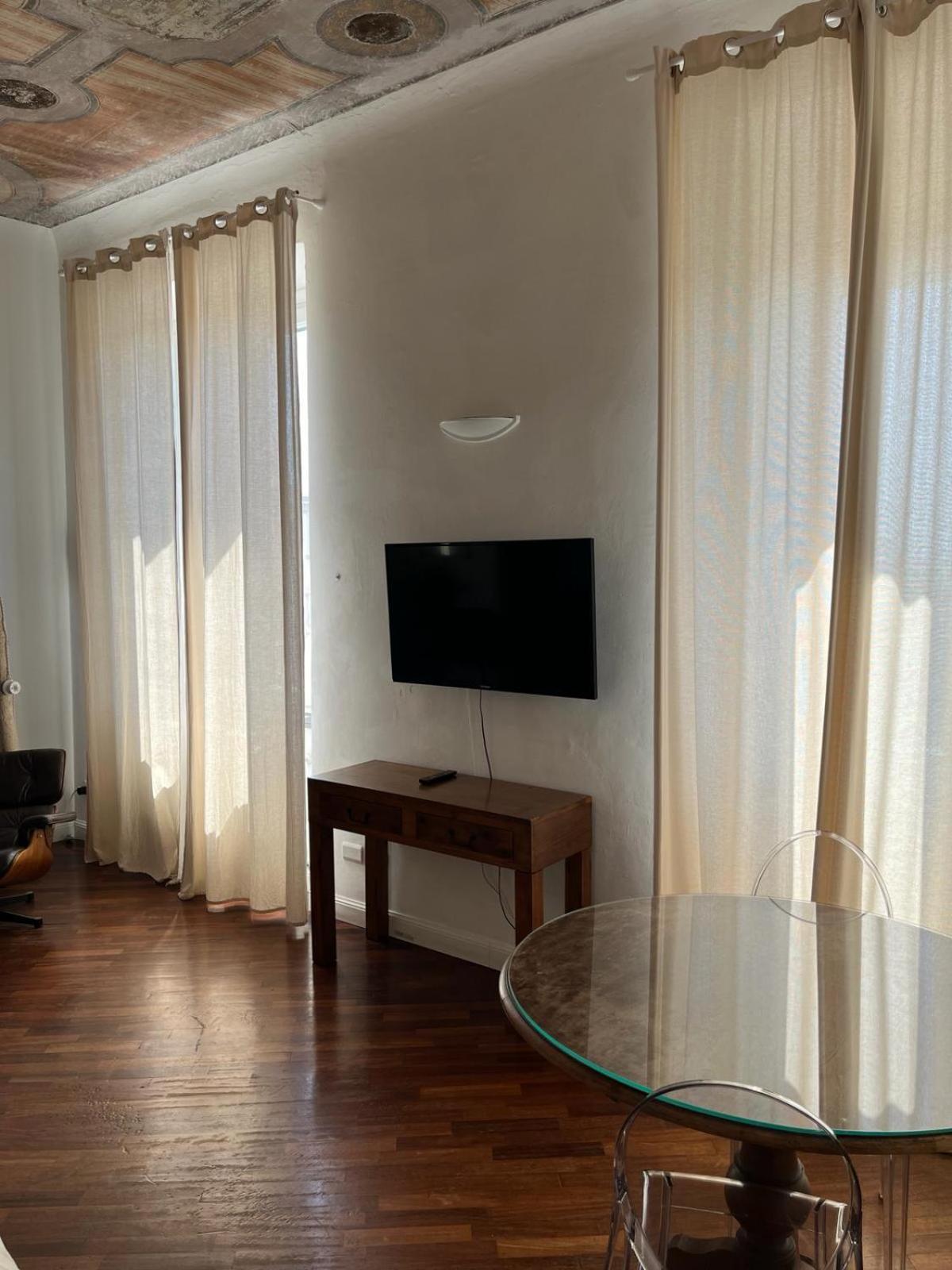 דירות ליבורנו The Sunshine Loft חדר תמונה